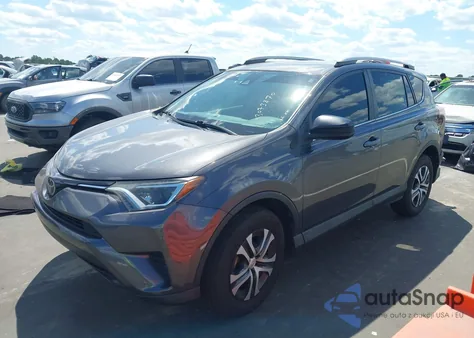 2017 Toyota Rav4 Le z USA, uszkodzony, nr VIN 2T3ZFREV1HW350520